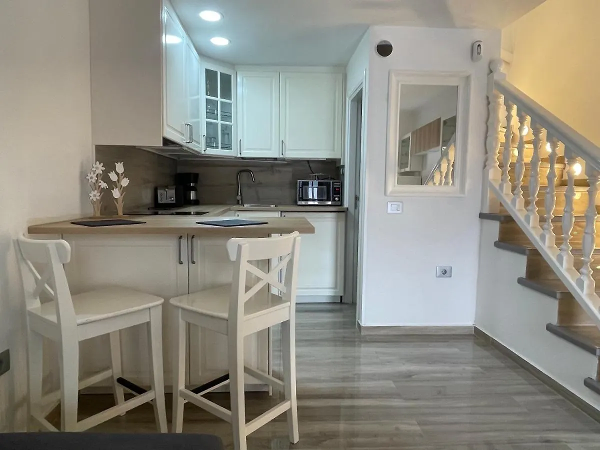 Apartamento Gustamar 11 科斯塔卡莱塔 0*,  西班牙